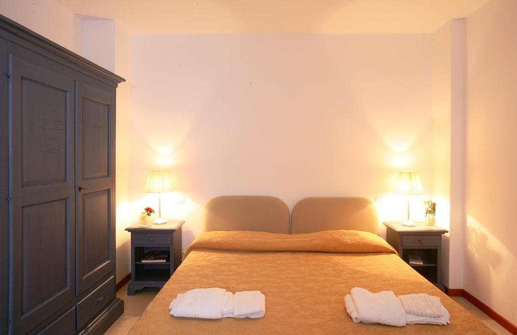 Residence Borgo San Sebastiano Bergeggi Værelse billede
